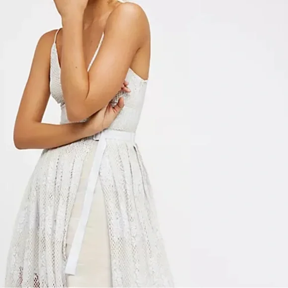 Free People Matchpoint Midi Lace Dress in Ivory Combo
Size 10 NEW - Picture 5 of 9